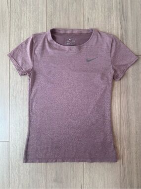 Nike Dri-FIT Ombre Short T-Shirt (Mauve)
